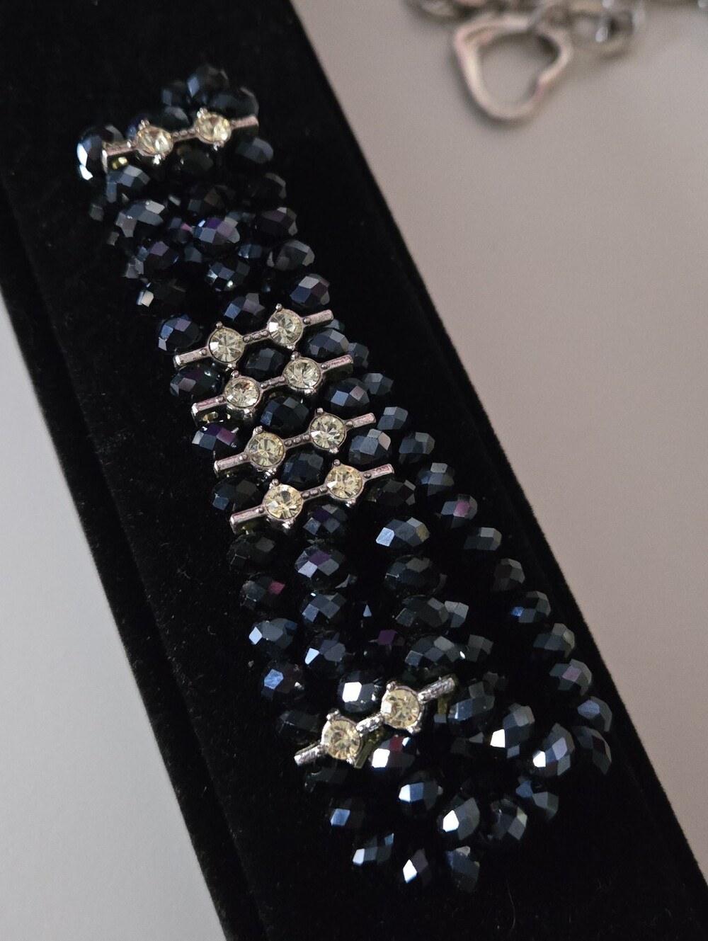 Vintage Faceted Dark Blue Crystal Stretch Bracelet with Clear Crystal Accents
